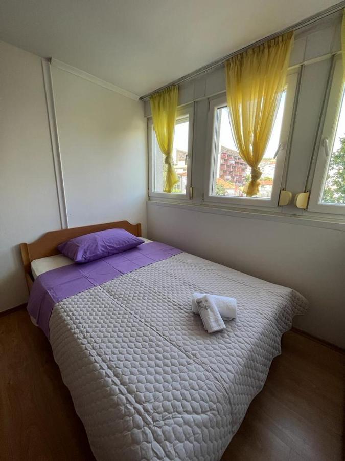 שיבניק Apartman Spahija מראה חיצוני תמונה