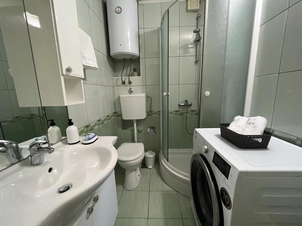 שיבניק Apartman Spahija מראה חיצוני תמונה